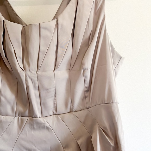 Forever 21 Plus Dress - Picture 4 of 7